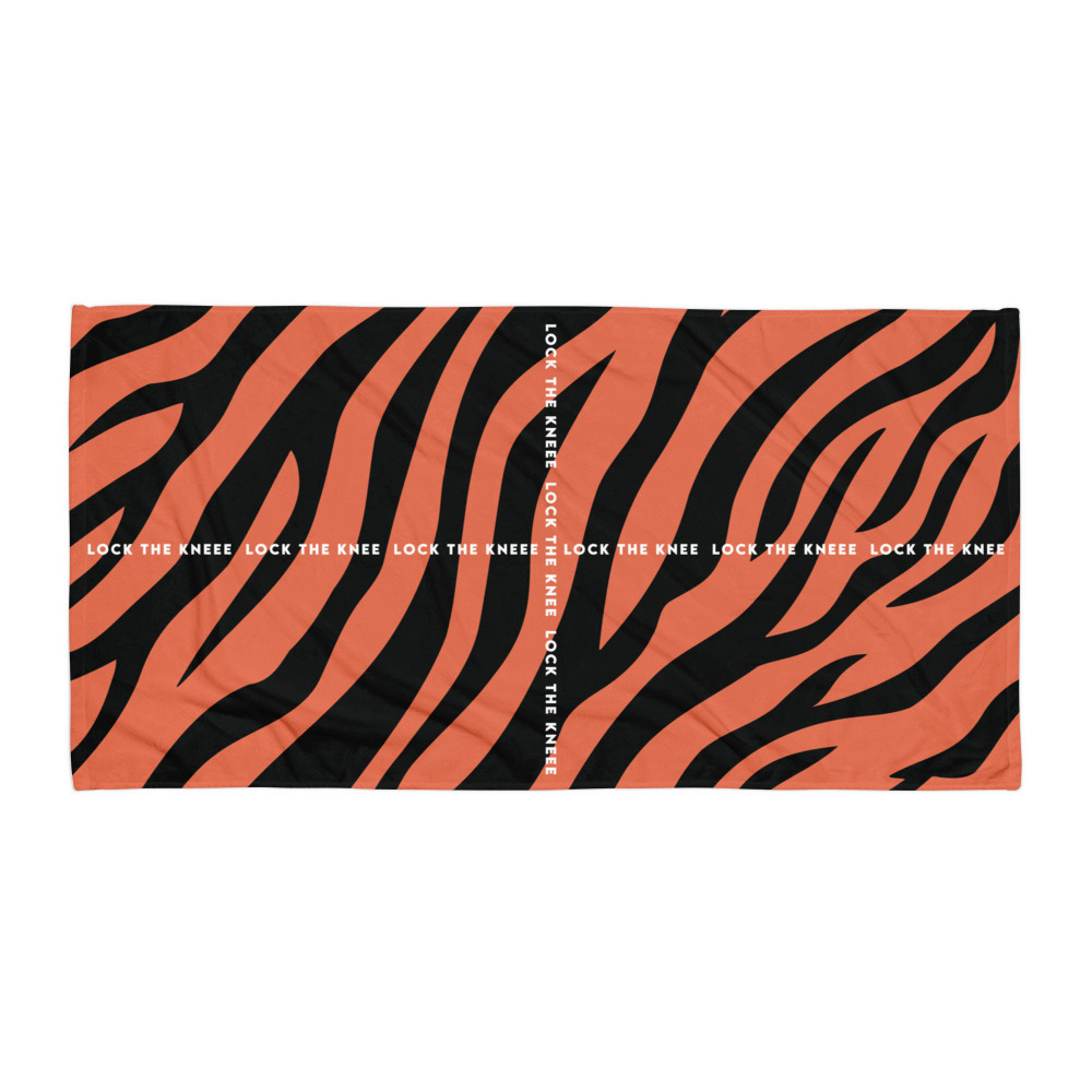 Two Feet in One Line Towel